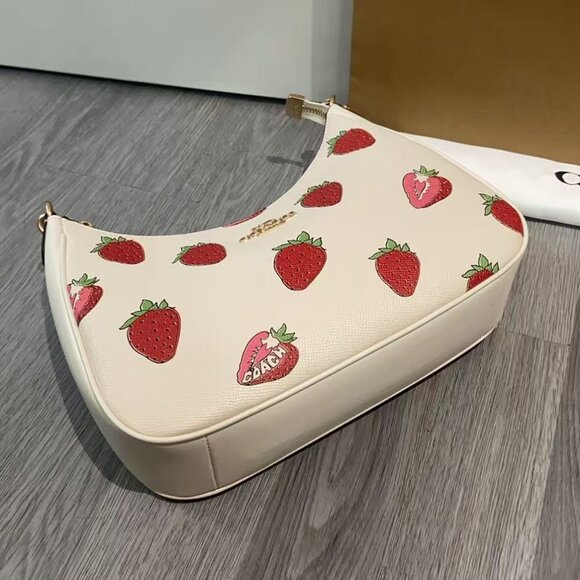 COACH cAL67 Teri Strawberry Underarm Bag, size 29*23*8cm - Picture 6 of 9